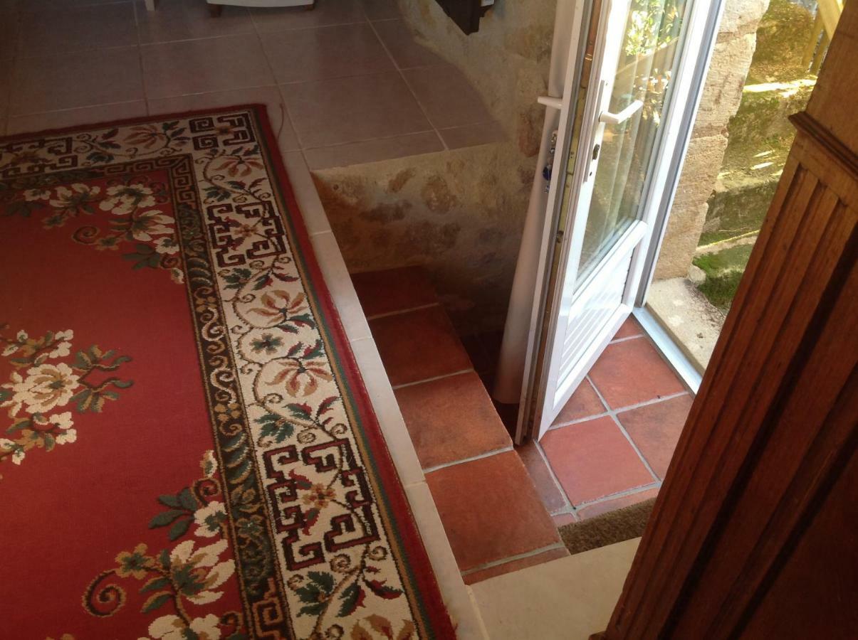 Le Prieure Bed and Breakfast Saint-Pey-de-Castets Εξωτερικό φωτογραφία